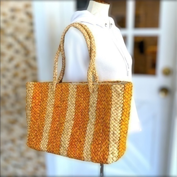 Large straw beach bag gold and cream color - Picture 10 of 10